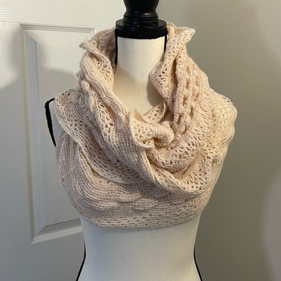 Cable knit Scarf - Picture 1 of 1